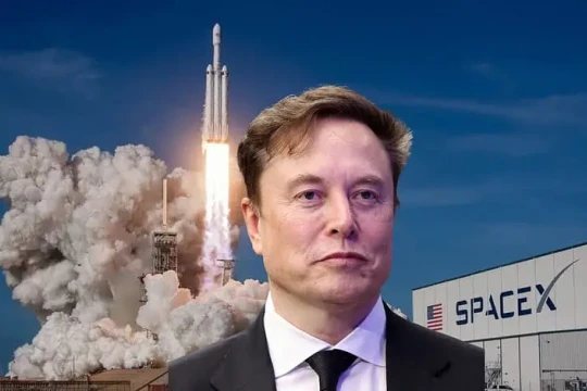 Ngoài Elon Musk, những ai sở hữu cổ phần tỉ USD ở SpaceX?