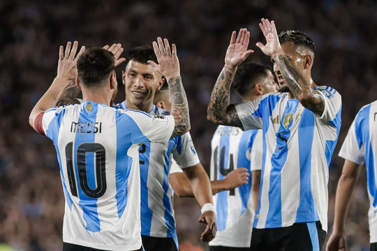 Argentina chưa từng có cầu thủ da đen?