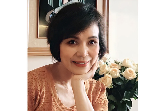 Tản văn của Nguyễn Bảo Chân: Nụ cười dịu nắng