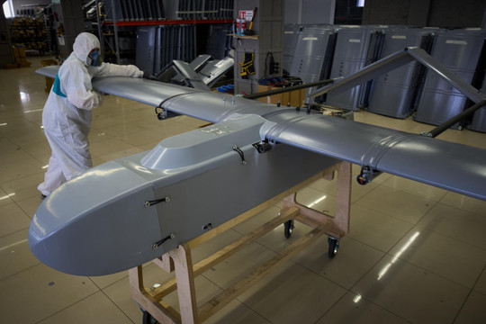 Drone Ukraine dùng công nghệ gì để bay sâu vào Nga?