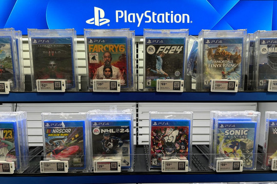 Sony sẽ dừng phát hành đĩa game PlayStation từ năm 2028