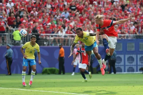 Haaland bắt kịp Mbappe và Messi, Brazil đã sai ở đâu?
