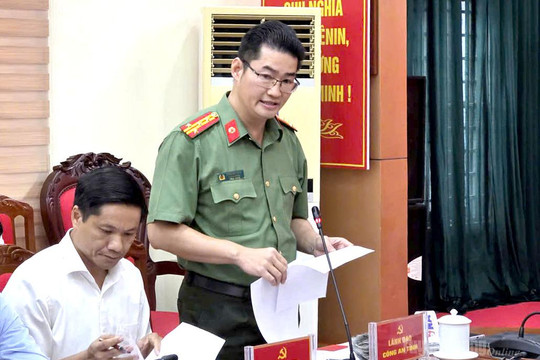 Vụ 147 điểm 10 Toán tại Tuyên Quang: Trưởng điểm thi chỉ đạo giáo viên vào phòng nhắc bài thí sinh