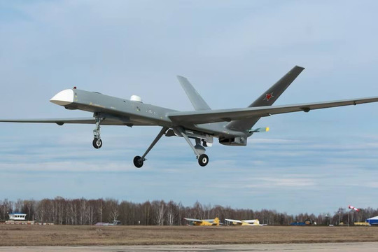 Nga nâng cấp ‘sát thủ bầu trời’ UAV Orion, Ukraine đối mặt thách thức mới?