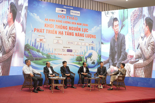 Năng lượng Việt Nam có thể chớp thời cơ trong cuộc đua đón ‘đại bàng’ công nghệ?
