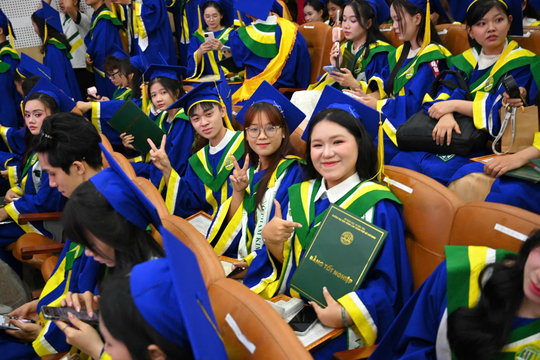 Điểm chuẩn 2026: Khoa học, công nghệ, kỹ thuật trở thành nhóm ngành 'top'