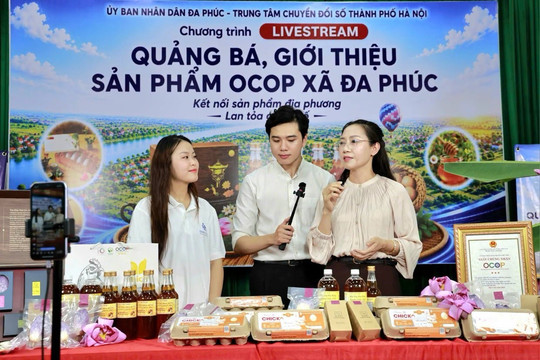 Một chủ tịch xã ở Hà Nội trực tiếp livestream, 1 giờ bán sạch bách nông sản