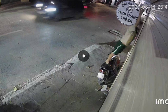 Hà Nội: Trộm camera táo tợn ngay trên mặt đường Đại Mỗ lúc đông người