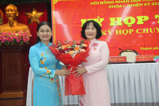 Bà Nguyễn Thị Cát Tiên được bầu giữ chức Phó Chủ tịch UBND TP Đồng Nai