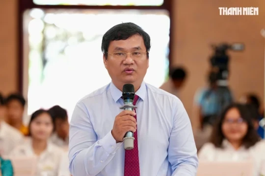 TS. Nguyễn Hồng Tây: Đồng Nai cần hợp tác với nhiều trường đại học trong lĩnh vực AI, tự động hóa, logistics và quản lý đô thị thông minh