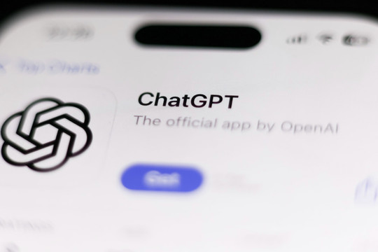 OpenAI ra mắt ChatGPT for Teens, tăng hạn chế với nội dung tự tử và tình dục