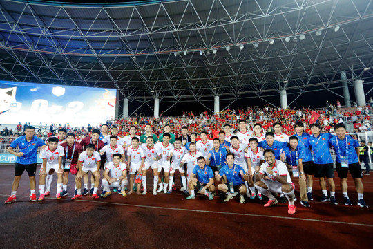 Trận đấu trên sân Mỹ Đình năm 2014: Bài học, không phải 'bóng ma'
