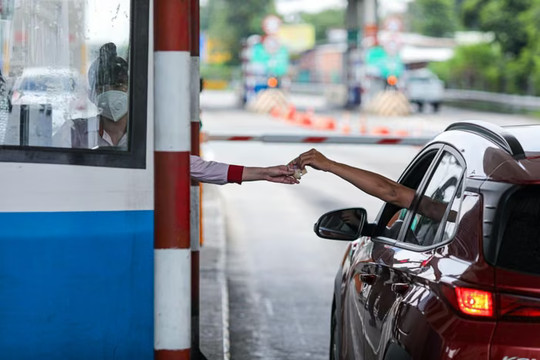 Thấy gì từ thư xin lỗi của VETC: Chính sách thu phí đang chờ thời điểm khác?