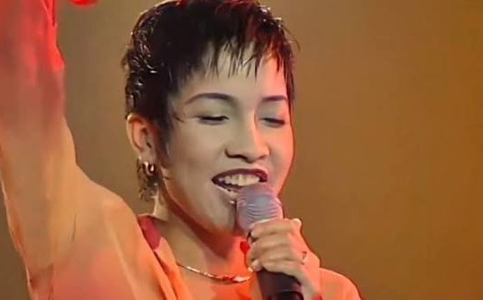 Sau 26 năm, Mỹ Linh bất ngờ công bố MV 'Mưa hát'