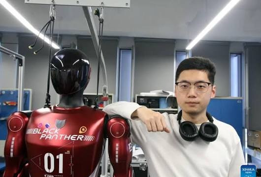 Robot hình người Trung Quốc chạy 100 m nhanh hơn kỉ lục của Usain Bolt