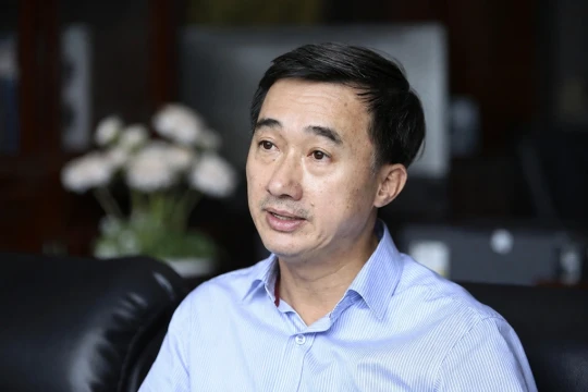 Khởi tố, bắt tạm giam Thứ trưởng Bộ Y tế Trần Văn Thuấn