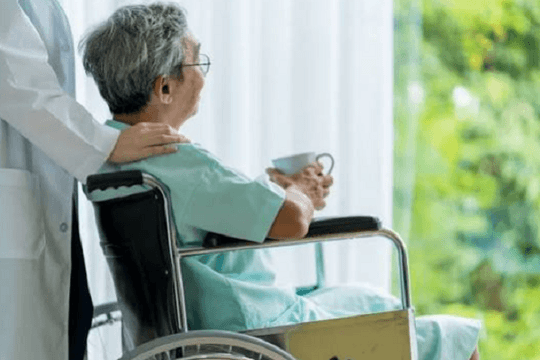 Sau đột quỵ, chìa khóa nào giúp người bệnh bước ra khỏi xe lăn?