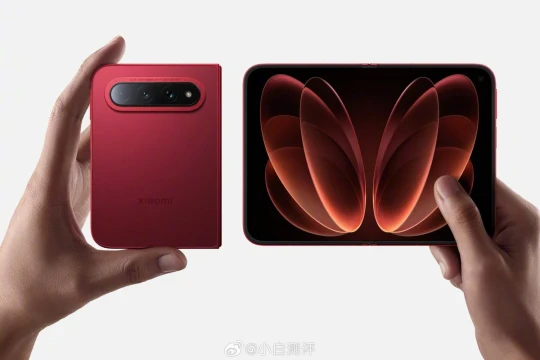 Xiaomi 18 Fold có gì để đấu iPhone gập khi CEO Lôi Quân so sánh với Apple?