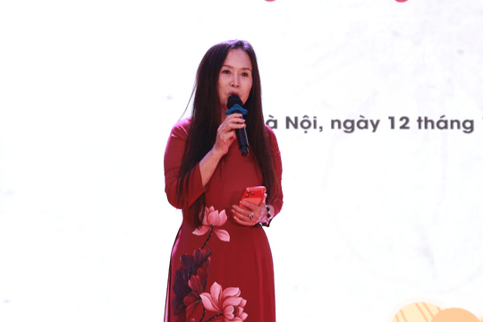 Nhà thơ, nhà giáo Hoàng Ngọc Mai: Gieo yêu thương từ giáo dục và thơ ca
