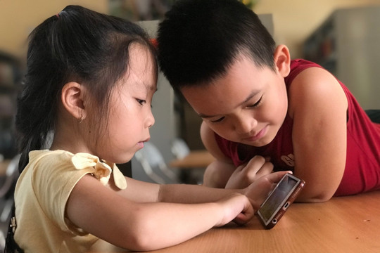 Người dùng mạng xã hội có phải con tin của thuật toán AI?