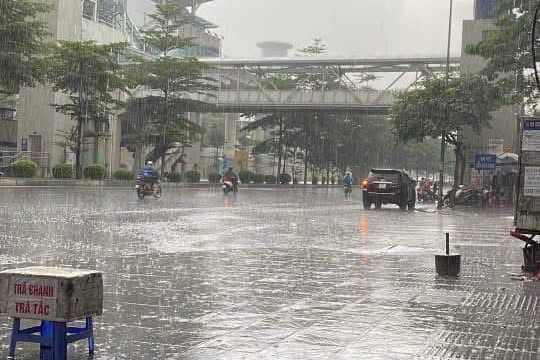 Vì sao Bắc Bộ mưa triền miên tận 10 ngày?