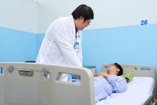 Xoắn tinh hoàn đột ngột: 2 nam thanh niên tại TP.HCM suýt mất ‘của quý’