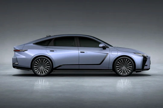 Đánh giá Lexus ES 500e: Sedan thuần điện hạng sang vừa lộ diện tại Việt Nam có gì đặc biệt?