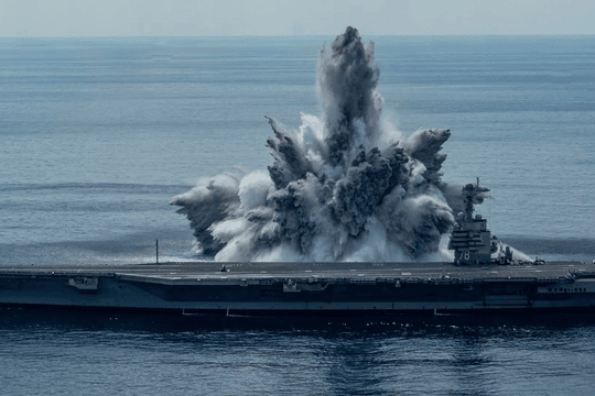 Tin vũ khí hôm nay 25/9: Siêu tàu sân bay hạt nhân mới của Trung Quốc mang 90 máy bay, dài hơn USS Gerald R. Ford