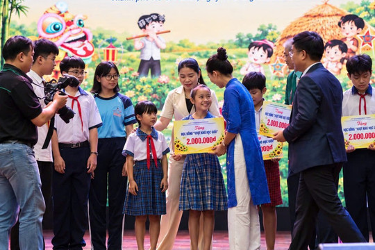 Tân Hiệp Phát nối dài những mùa trăng yêu thương