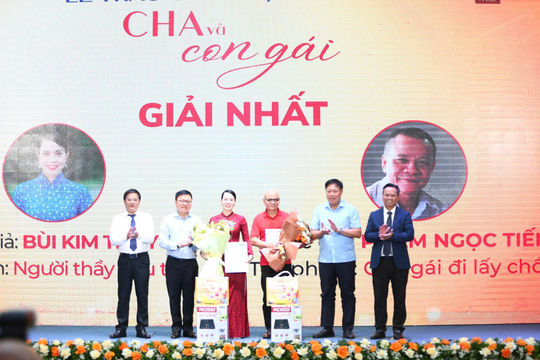 Khi AI, công nghệ và robot làm con người xa nhau, cuộc thi viết ‘Cha và Con gái’ giúp gia đình gắn kết