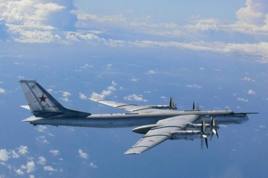 Giải mã nguyên nhân máy bay ném bom Tu-95 Nga bất ngờ rơi