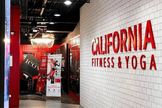 Hội viên 'ngơ ngác' vì phòng gym cao cấp bất ngờ cắt bớt dịch vụ