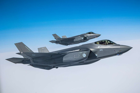 Tin vũ khí hôm nay 15/10: NATO nâng cấp lá chắn hạt nhân với sự kết hợp giữa F-35A và bom dẫn đường