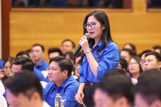 Hàng loạt câu hỏi về AI, việc làm và khởi nghiệp đặt ra với các bộ trưởng