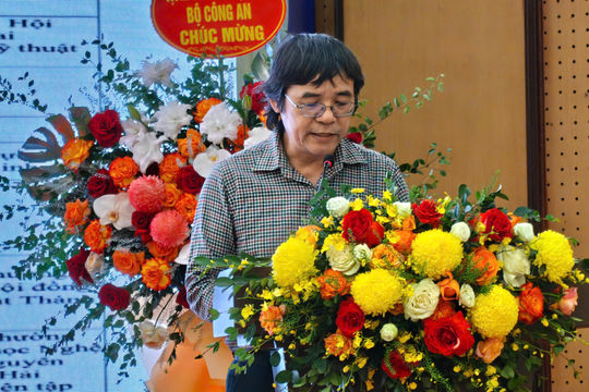 Họa sĩ Lê Tiến Vượng: 'AI không phải là đối thủ của nghệ sĩ'