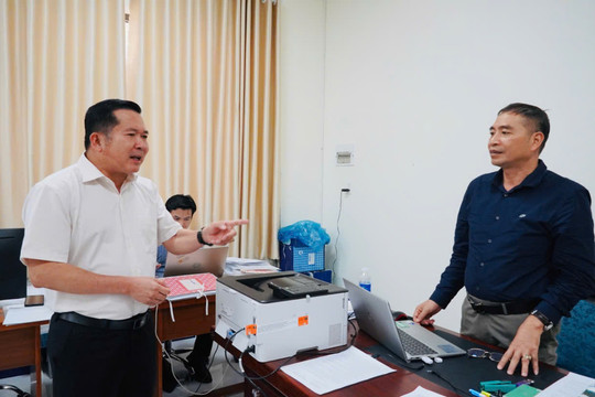 Một mệnh lệnh hành chính thay đổi cả guồng máy, nên buồn hay vui?