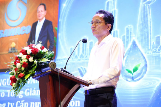Khi AI trở thành khách hàng: Doanh nghiệp sẽ marketing cho con người hay cho thuật toán?