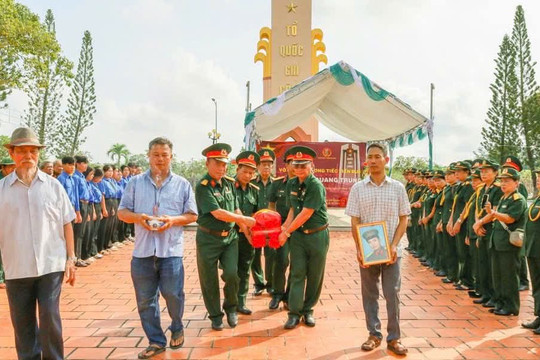 Liệt sĩ Lê Quang Trung trở về quê hương sau 49 năm hy sinh