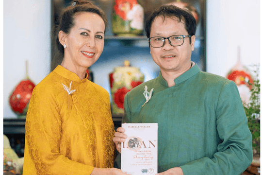 Dịch giả, nhà thơ Linh Chi: Đi nhiều, nói ít, nguyện 'phụng sự văn chương'