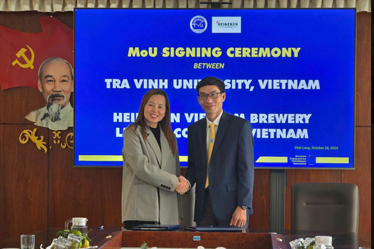 Đại học Trà Vinh và HEINEKEN Việt Nam bắt tay 5 năm, đưa nước sạch đến những vùng khó khăn ở Đồng bằng sông Cửu Long