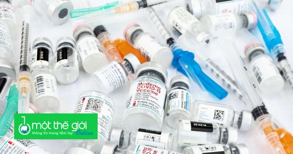 'Khi dùng hết liều tăng cường, định nghĩa tiêm vắc xin COVID-19 đầy đủ có thể là 3 mũi Pfizer/Moderna'