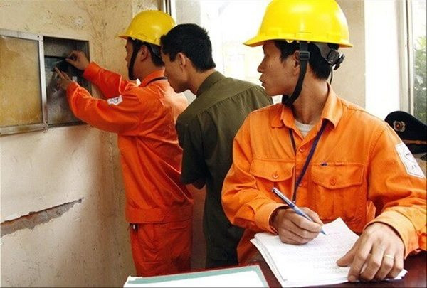 Bộ Công Thương công bố EVN lỗ gần 22.000 tỉ đồng từ sản xuất điện năm 2023