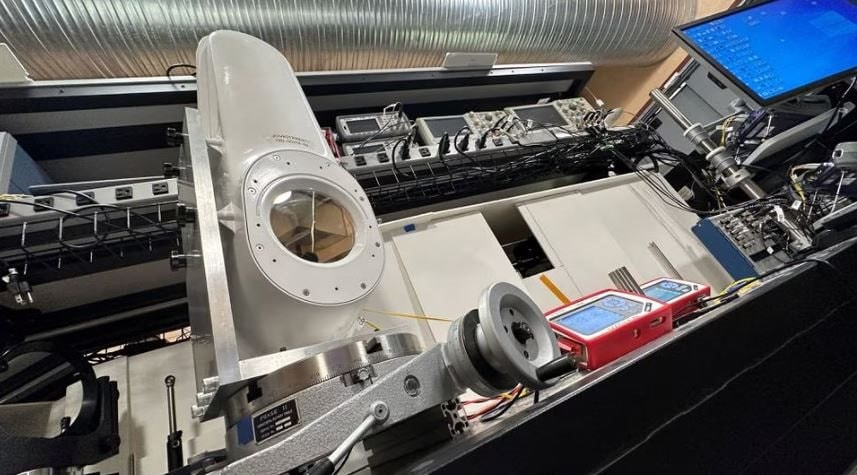 Công ty mẹ Google cung cấp internet giá rẻ bằng laser cho vùng nông thôn, hẻo lánh
