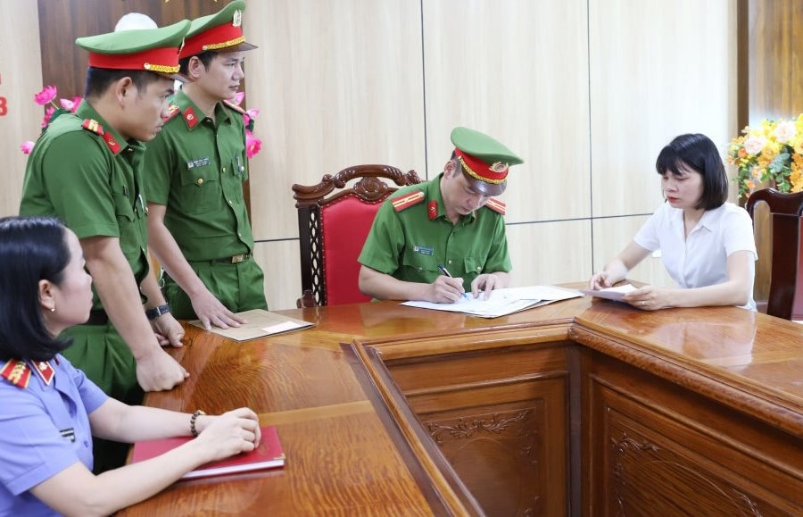 Hà Tĩnh: Bắt nguyên giám đốc công ty vi phạm về đấu thầu