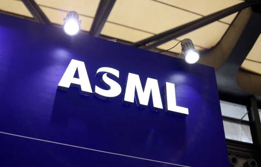 ASML bị hạn chế bán máy sản xuất chip tiên tiến nhất, gây tổn hại tham vọng chip của Trung Quốc