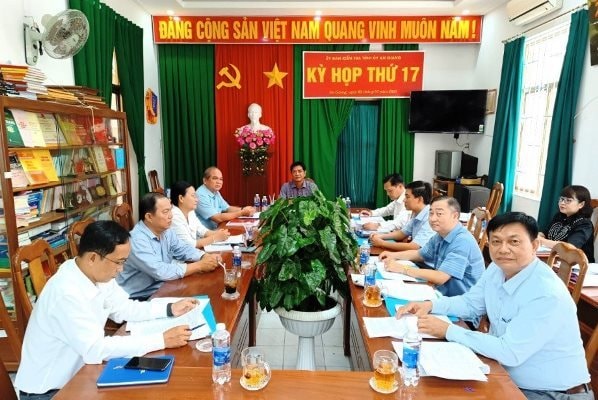 An Giang: Cảnh cáo Phó Giám đốc sở Tư pháp, kỷ luật nhiều cán bộ Cục Thi hành án dân sự