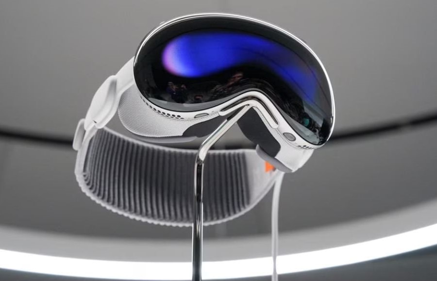 Apple giảm sâu mục tiêu sản lượng Vision Pro do thiết kế phức tạp