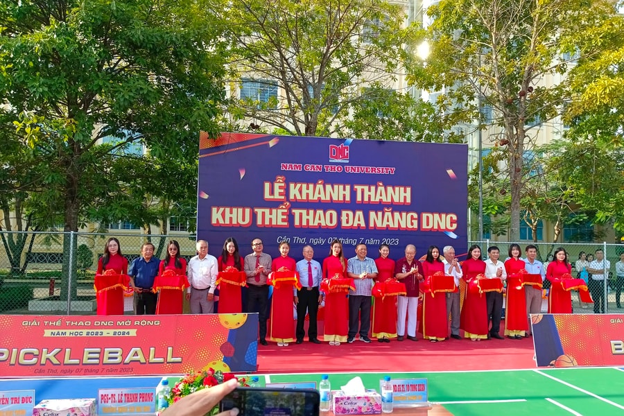 Khánh thành khu thể thao đa năng Trường đại học Nam Cần Thơ