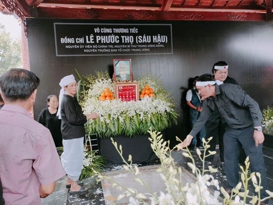 Nguyên Trưởng ban Tổ chức Trung ương Lê Phước Thọ được an táng tại quê nhà Cà Mau