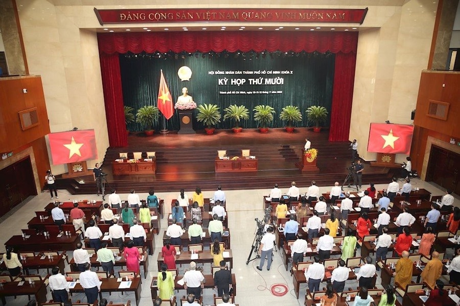Di dời nghĩa trang Bình Hưng Hòa để xây trường học, công viên là cấp thiết